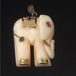 14K Rare Angel Skin Coral Elephant Pendant Ruby Necklace 14KT Gold Vtg Jewelry